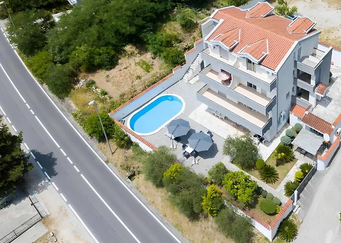 Gemma Di Cattaro Apartments