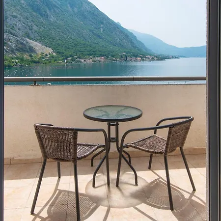 Gemma Di Cattaro Apartments Exterior photo